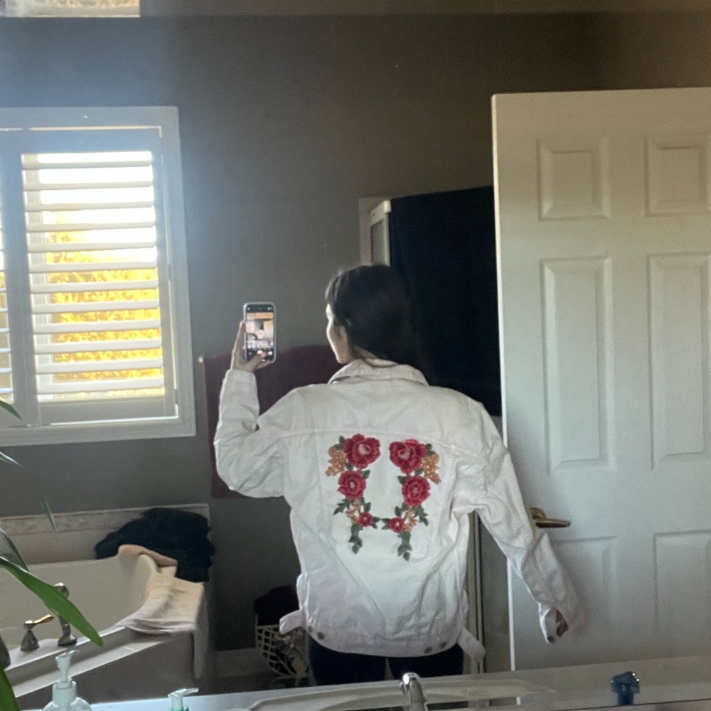 Zara Denim Jacket - Picture 8 of 10